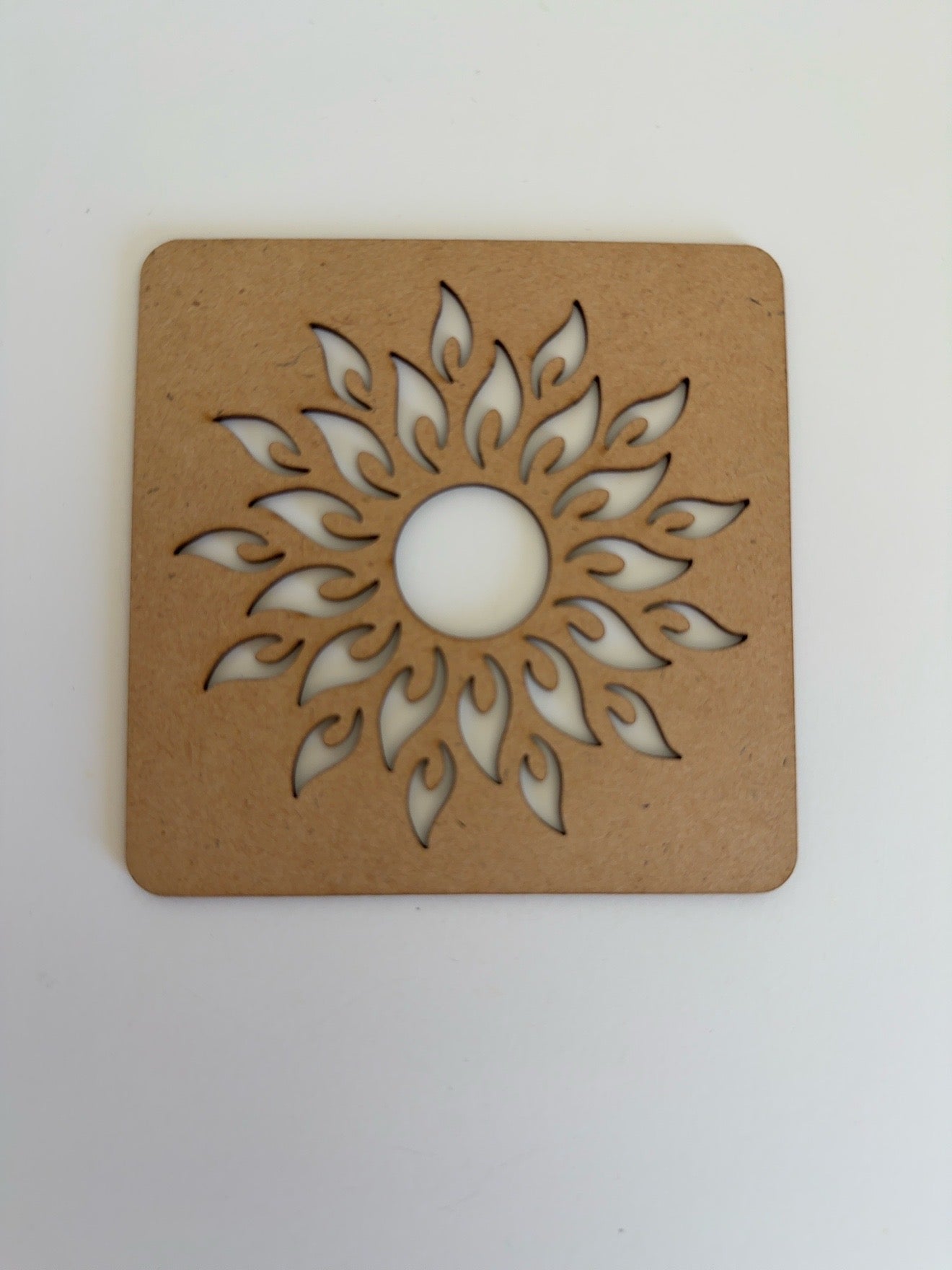 Radiant Sun Rangoli Stencil – Traditional Festival Design