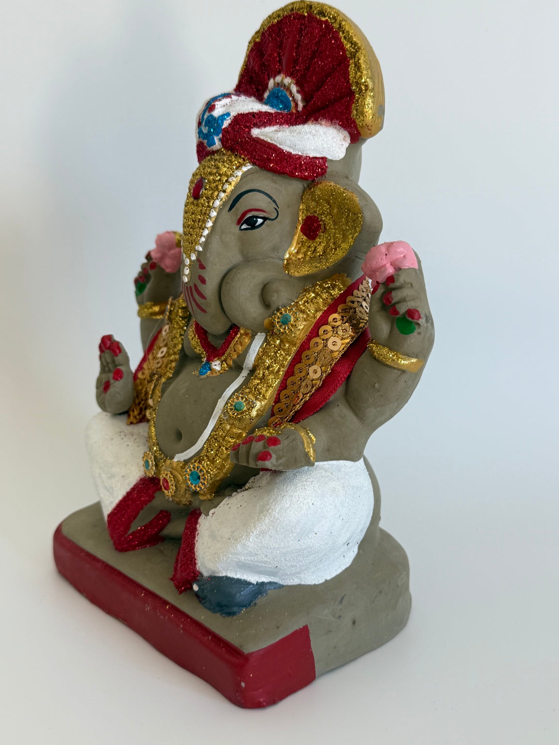 Handcrafted Shree Ganesha Idol – Royal Maharaja Style | Clay Ganesh Murti for Home & Pooja