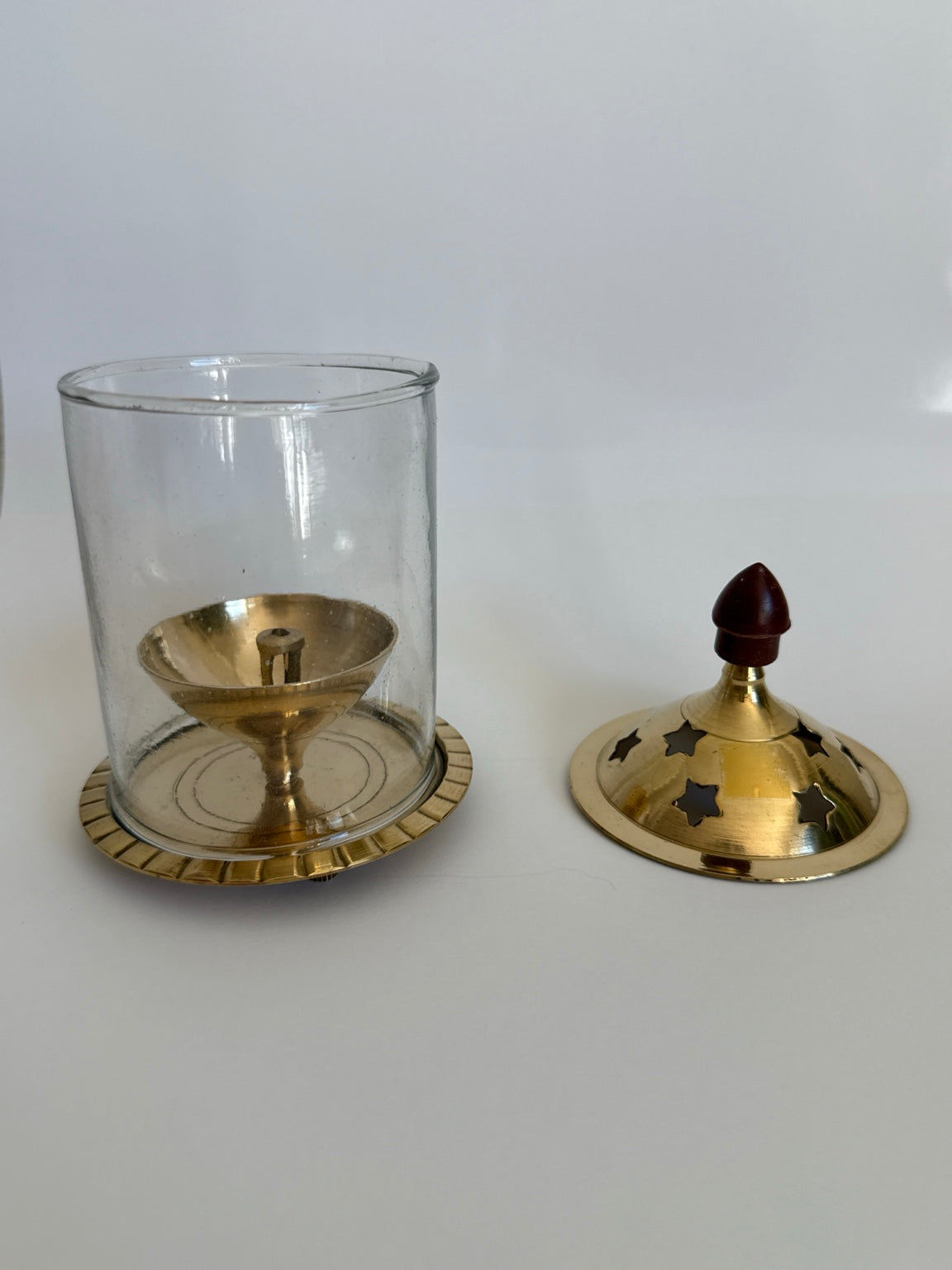 Bhuleshwar Market Brass & Glass Diya Lantern