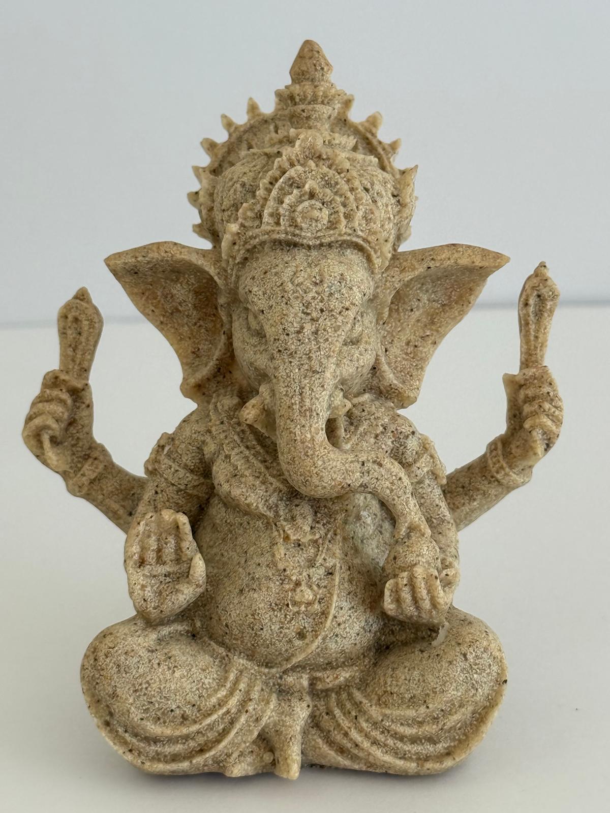 🛕 Graceful Ganesha Idol – Invite Auspicious Blessings Into Your Home
